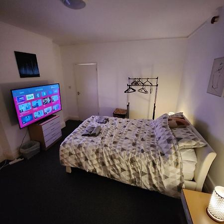 Nice Cosy Flat. Walking Distance To City Nottingham Kültér fotó